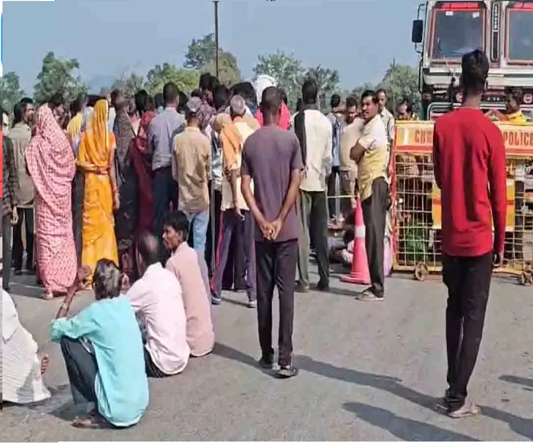 कांकेर सड़क हादसे में दो युवकों की मौत