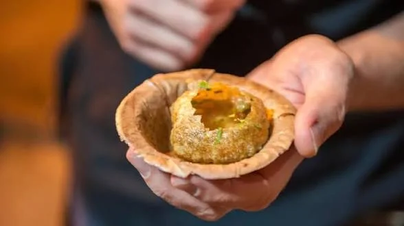 पानी पूरी खाने से एक ही परिवार के 7 लोग बीमार