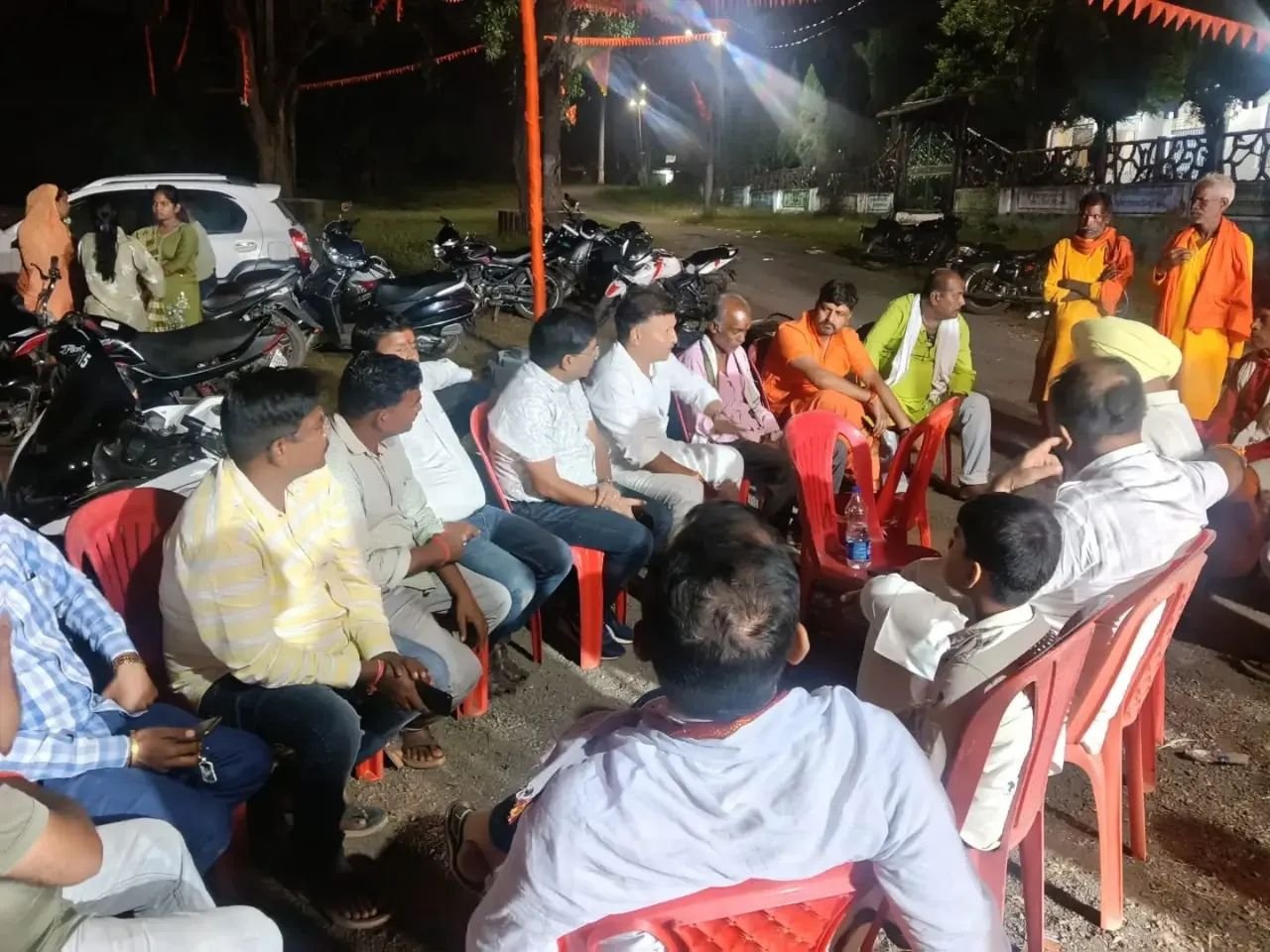 माँ नाथल दाई धाम में भाजपा जिलाध्यक्ष भारत सिंह सिसोदिया एवं हरपाल सिंह भामरा ने किए दर्शन, पूजा-अर्चना कर लिया आशीर्वाद