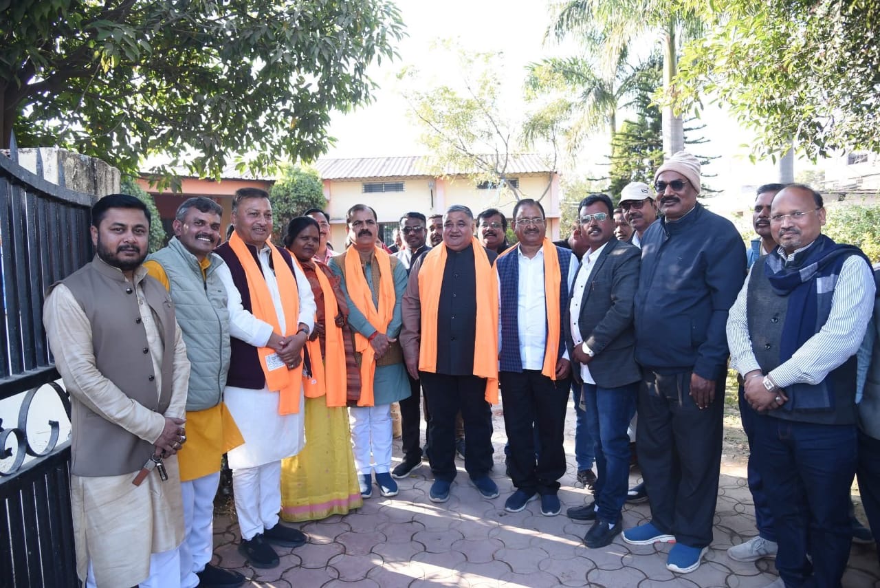 मकर संक्रांति पर सेवा और सम्मान का संगम, जरूरतमंदों को कम्बल व बुजुर्गों का हुआ सम्मान